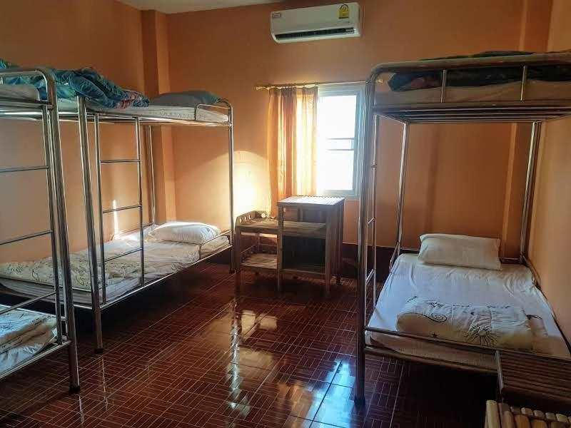 Soutchai Hostel And Tour Company Pakse Luaran gambar