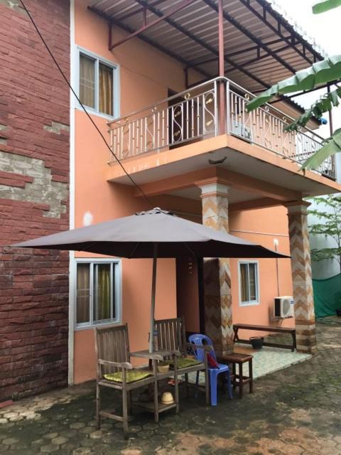 Soutchai Hostel And Tour Company Pakse Luaran gambar